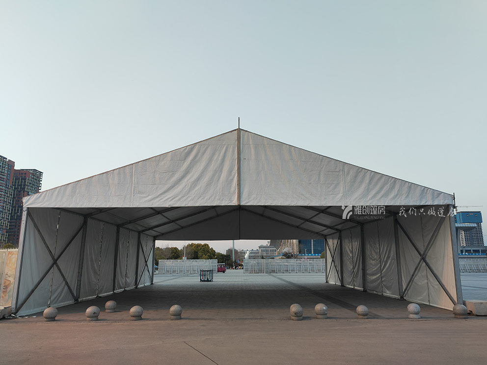 郑州篷房厂家助力搭建周口体育中心安检篷